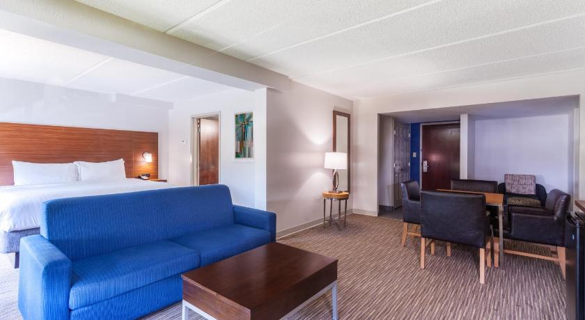 Holiday Inn Express & Suites Augusta West - Ft Gordon Area