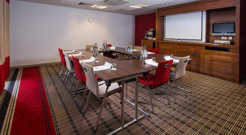 Holiday Inn Express East Midlands Airport