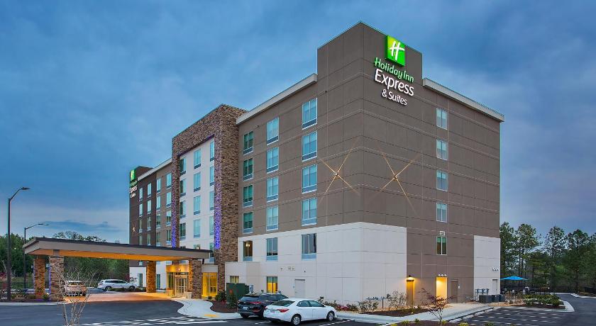 Holiday Inn Express & Suites Covington