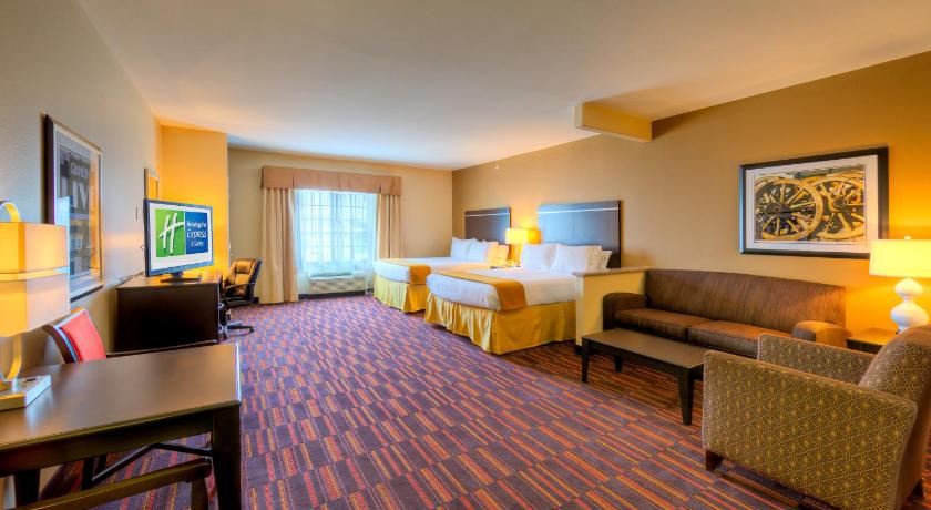 Holiday Inn Express and Suites Granbury