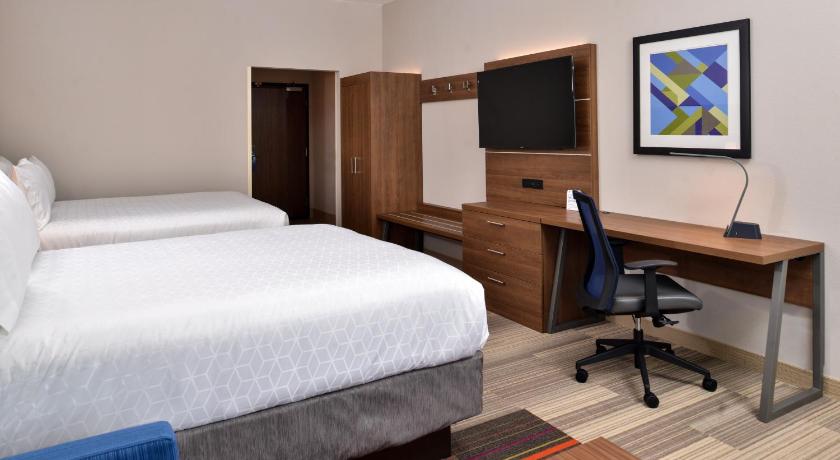 Holiday Inn Express & Suites West Melbourne