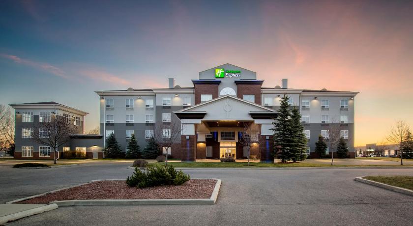 Holiday Inn Express Airdrie photo