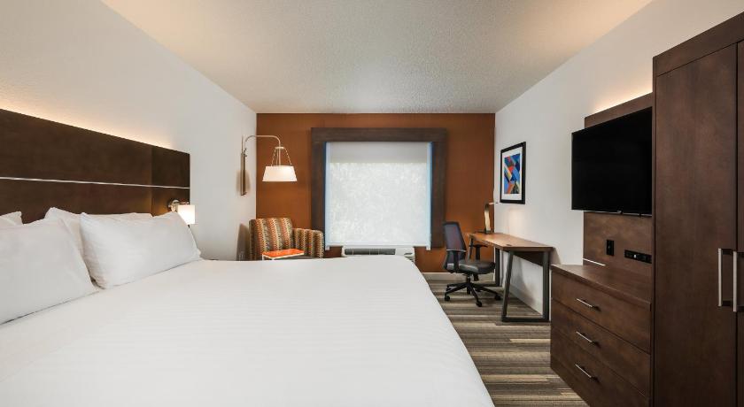 Holiday Inn Express Hotel & Suites Bartow