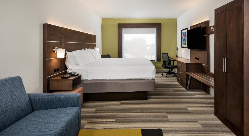 Holiday Inn Express Hotel & Suites Bartow