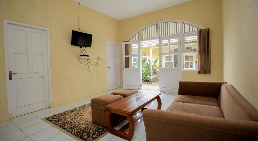 Urbanview Resort D'Oasis Mountain Puncak by RedDoorz - image 29