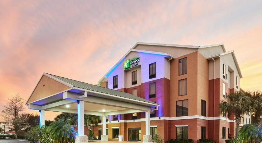 Holiday Inn Express Hotel & Suites Port Richey