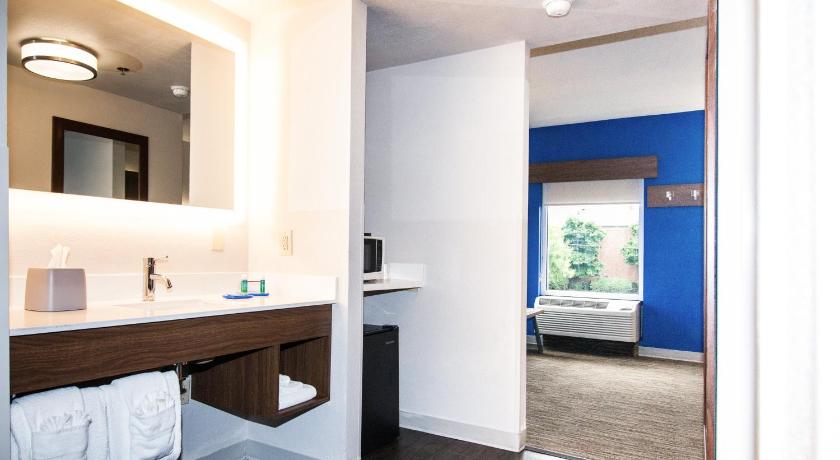 Holiday Inn Express Hotel & Suites Brentwood North-Nashville Area