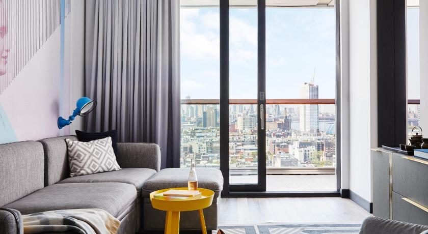 Image of King One Bedroom Suite With Balcony 3
