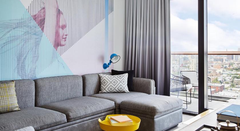 Image of King One Bedroom Suite With Balcony 9