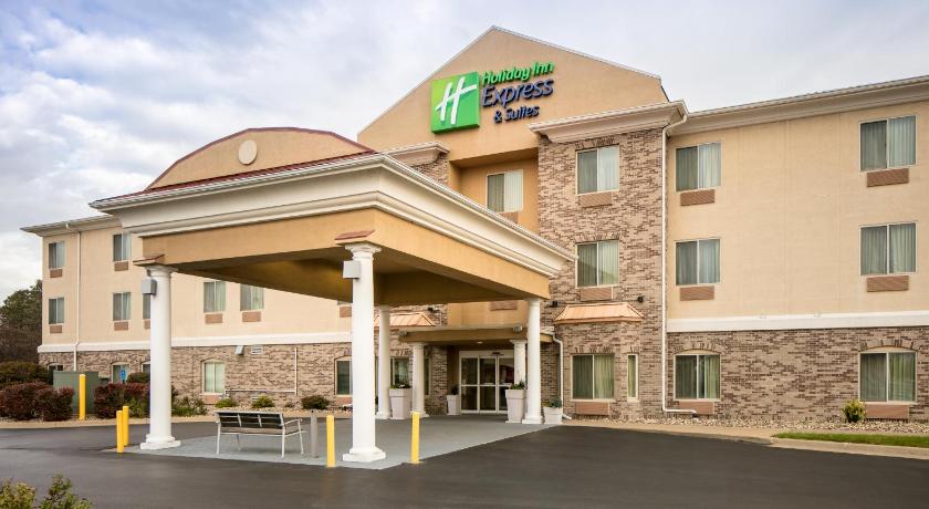 Holiday Inn Express Hotel And Suites Clinton photo