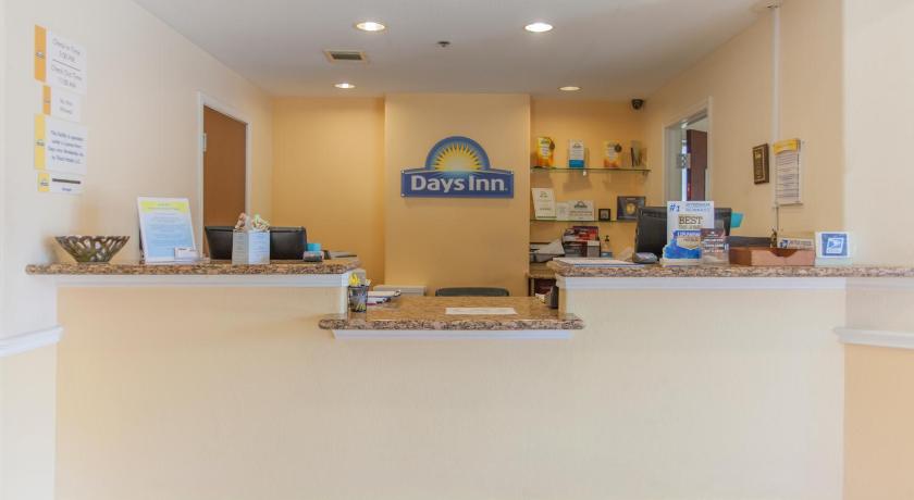 Days Inn by Wyndham Shenandoah photo