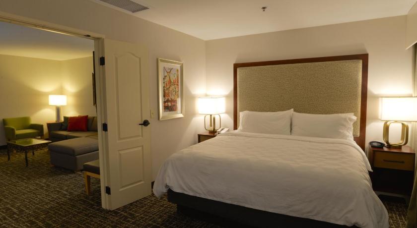 Holiday Inn Hotel & Suites Minneapolis-Lakeville