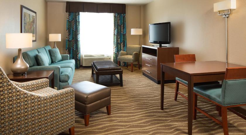 Holiday Inn Hotel & Suites Overland Park-West