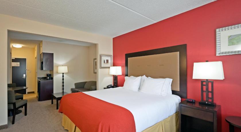 Holiday Inn Express Hotel & Suites Kodak East-Sevierville