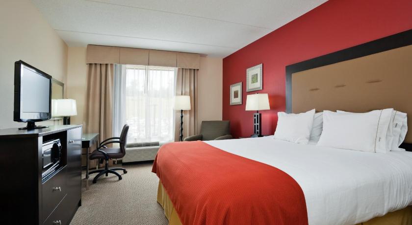 Holiday Inn Express Hotel & Suites Kodak East-Sevierville