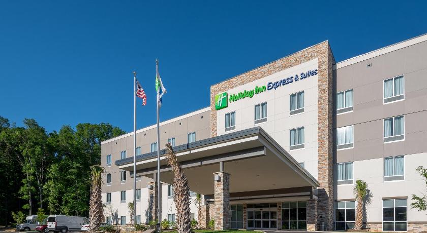 Holiday Inn Express & Suites - Charlotte Airport, an IHG Hotel