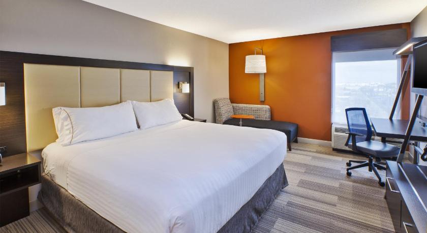 Holiday Inn Express Chicago Midway Airport