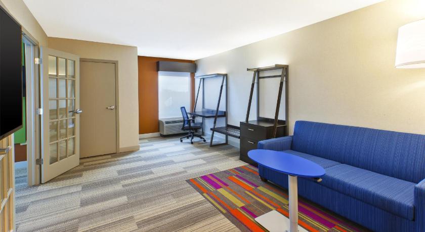 Holiday Inn Express Chicago Midway Airport