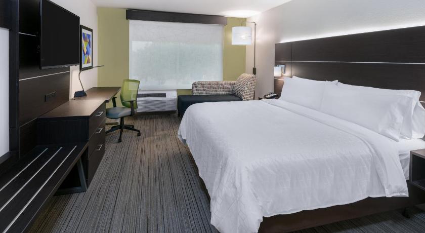 Holiday Inn Express & Suites Houston SW – Missouri City