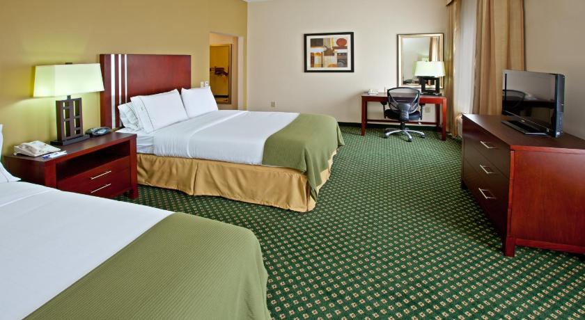 Holiday Inn Express Hotel & Suites Indianapolis - East