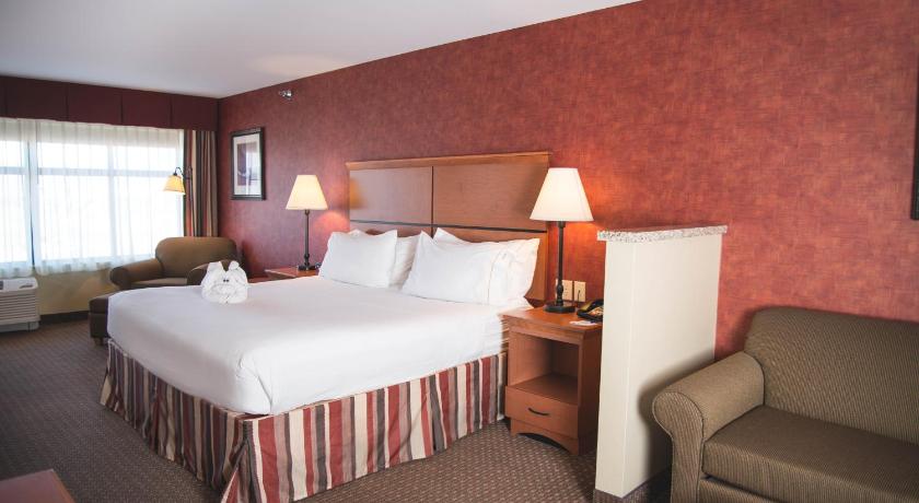 Holiday Inn Express Hotel & Suites Loveland