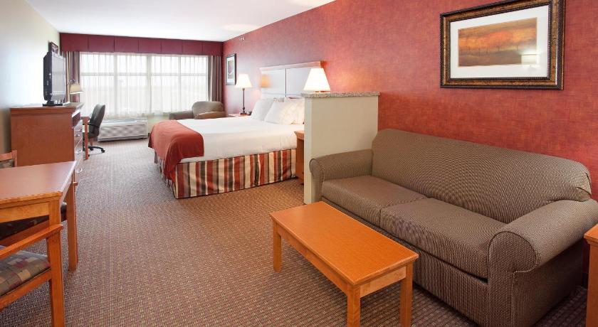 Holiday Inn Express Hotel & Suites Loveland