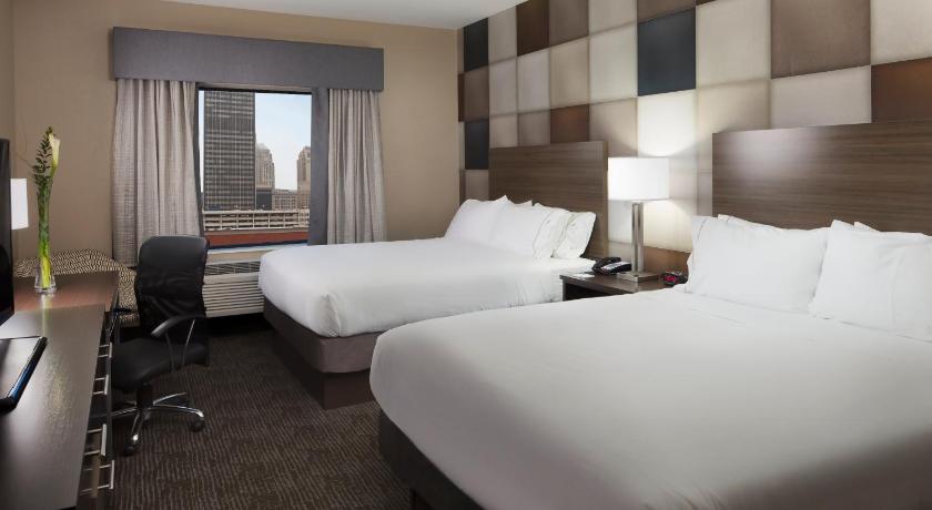 Holiday Inn Express & Suites Oklahoma City Dwtn - Bricktown