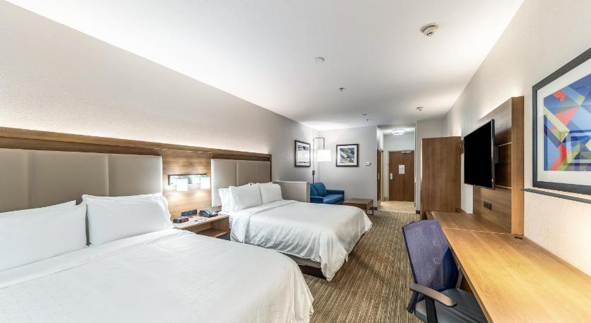 Holiday Inn Express Hotel & Suites Fort Worth I-35 Western Center