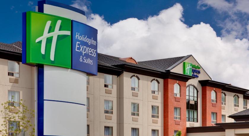 Holiday Inn Express & Suites Whitecourt photo