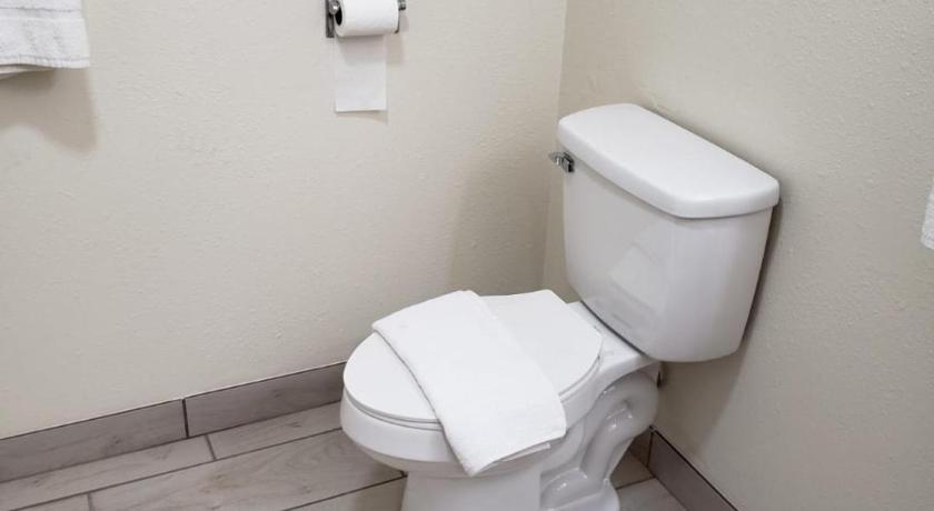 Value Inn & Suites Salina photo