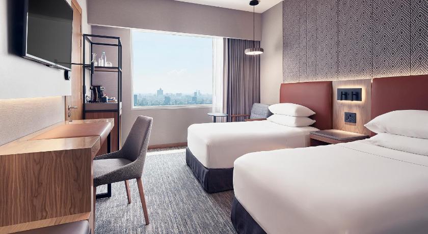 Image of 2 High Floor Twin Beds With Club Access 0