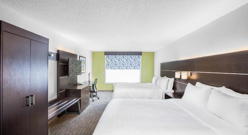 Holiday Inn Express Hotel & Suites Altoona-Des Moines