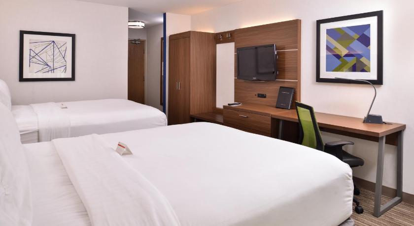 Holiday Inn Express Hotel & Suites Lacey-Olympia