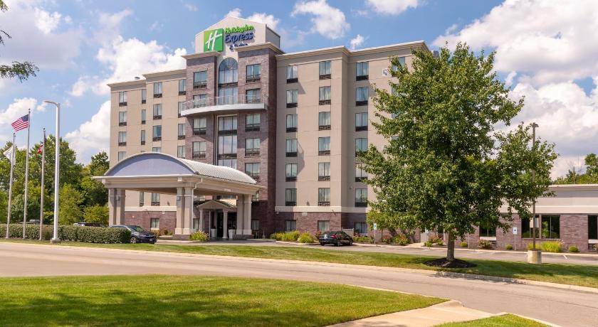 Holiday Inn Express & Suites Columbus - Polaris Parkway / COLUMBUS photo