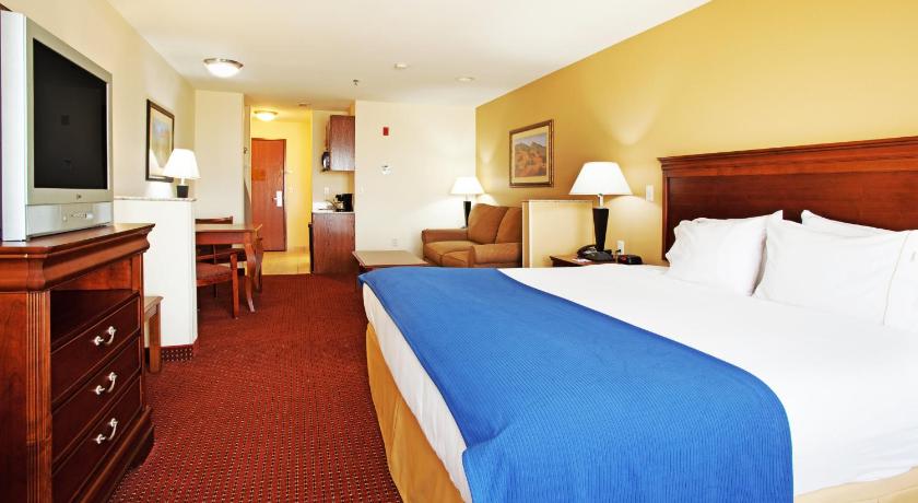 Holiday Inn Express Hotel & Suites Tooele