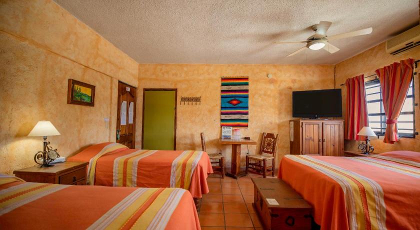Image of Superior Triple Room 0