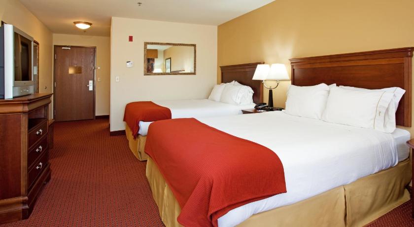 Holiday Inn Express Hotel & Suites Tooele