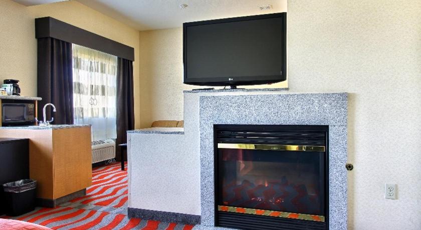 Holiday Inn Express & Suites Boise West - Meridian