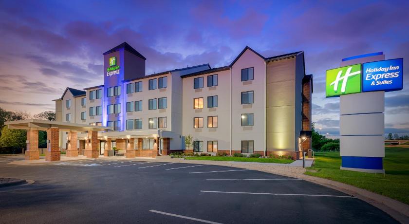Holiday Inn Express Hotel And Suites Coon Rapids photo