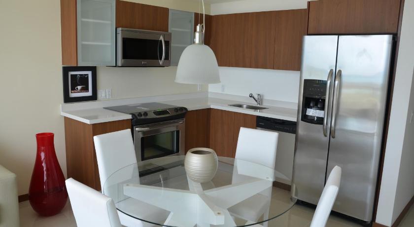 Image of Two-Bedroom Apartment with View 13