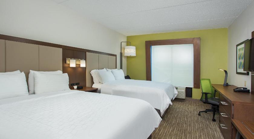 Holiday Inn Express & Suites Lebanon