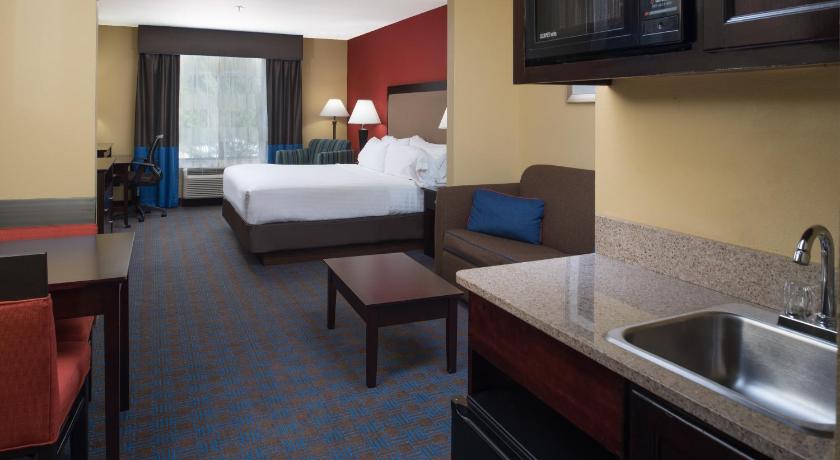 Holiday Inn Express Hotel & Suites West Monroe