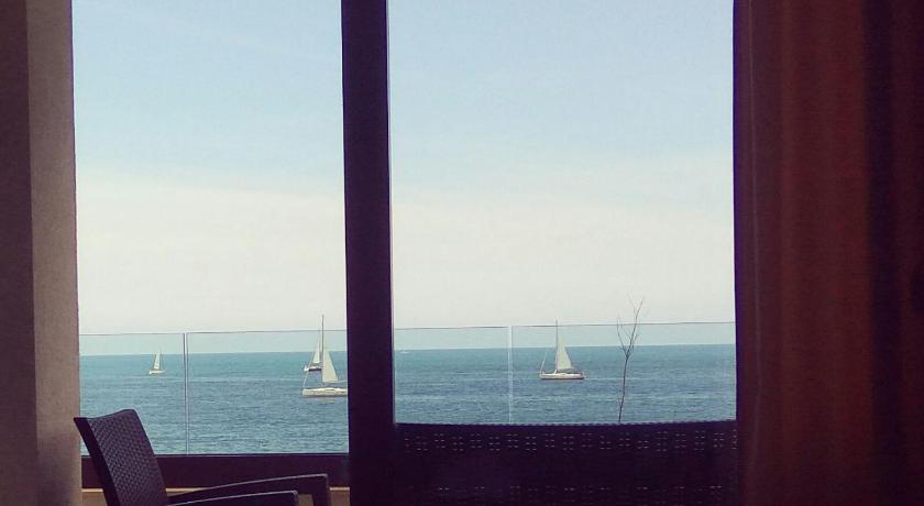 Apartments Kuce Lekovica Beach & snack bar- Bistro photo