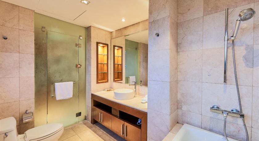 EmblemSea Luxury Villas few steps to the Danang beach photo