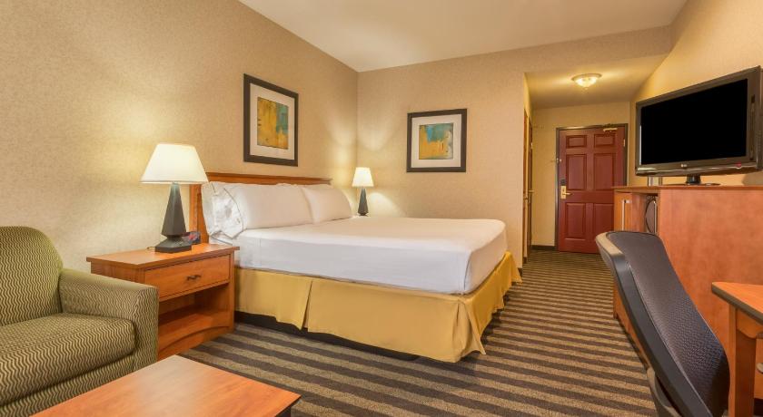 Holiday Inn Express Hotel & Suites Manteca