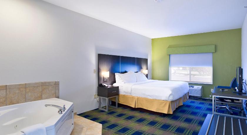 Holiday Inn Express Hotel & Suites Vermillion photo