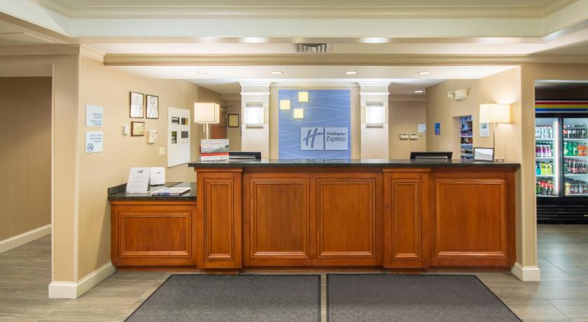 Holiday Inn Express Hotel & Suites Auburn photo