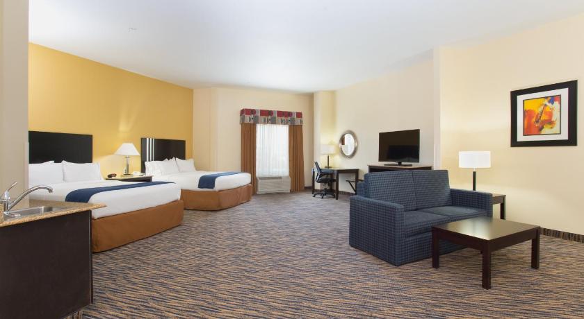 Holiday Inn Express & Suites Denver North - Thornton