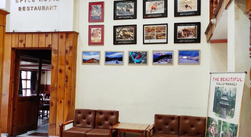 Himalayan Hamlet Resort photo
