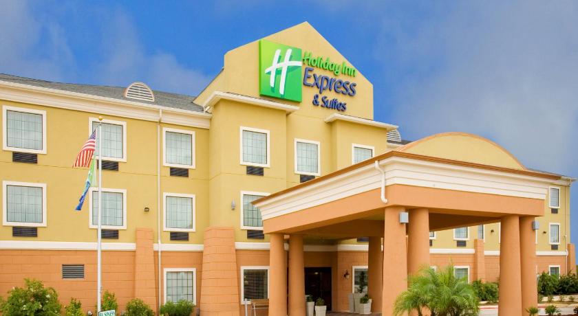 Holiday Inn Express Hotel & Suites Jourdanton Pleasanton photo
